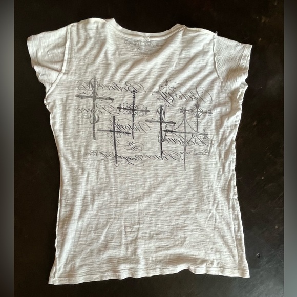 Cowgirl stuff Co. White T-Shirt with faded Black Crosses, XL - Picture 6 of 9